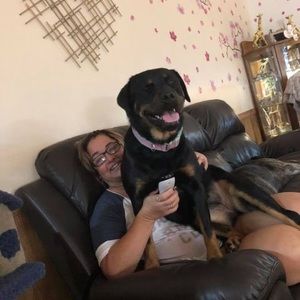 Meet your Posher, Andrea